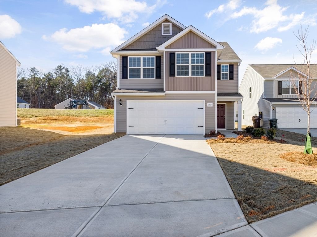 Driveway concrete pros in Charlotte, NC